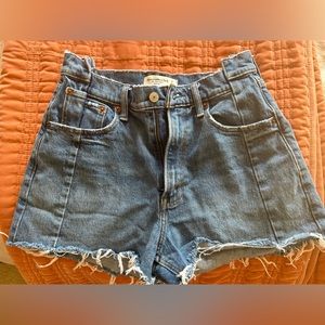 A&F mom high rise shorts!